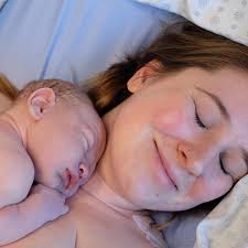 It do be like that #newborn #funnynewborn #funnybaby #baby #babyfaces  #uglybaby #funnyfaces #babyphoto