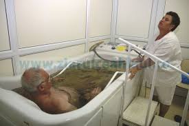 Durata unei serii este de 16 zile, iar preţul biletului de tratament balnear va cuprinde tariful pentru 12 zile de tratament. 164 De Pensionari Vor Pleca La Sfarsitul Lunii In StaÅ£iuni Pentru Tratament Balnear Ziarul Ceahlaul