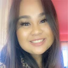 Maureen Scanlan's Instagram, Twitter & Facebook