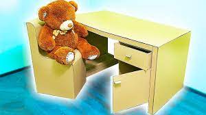 The study table made of cardboard is not only lightweight but also useful for putting things on. How To Make Amazing Cardboard Desk Diy Youtube