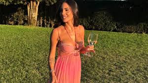 Il nude look di Giulia De Lellis: cut-out e trasparenze al matrimonio di  Cecilia Rodriguez