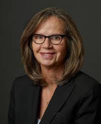 Tanya Pickering's Instagram, Twitter & Facebook