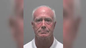 Couple celebrates 40 years of tailgating at Notre Dame games