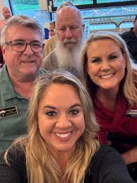 🇺🇸🇺🇸🇺🇸Happy Friday!!!! Photos today of a beautiful listing in  Brandywine. Thank you for the referrals! 🇺🇸🇺🇸🇺🇸 🌸🌸🌸🌷🌷🌷All these  beautiful homes are OPEN DAILY!! 📍4810 Gallatin Pike #106 Nashville TN  37216. 3 Bedrooms