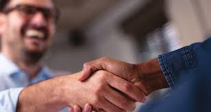 Anne Caughey's Instagram, Twitter & Facebook