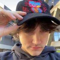 60+ "Malakai" profiles