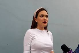 Ayu aulia pilih yang sebentar tapi sering? Shandy Aulia Bantah Unggah Foto Seksi Di Instagram Demi Cari Follower