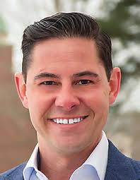 2208060_NOV 22_The Voice Newsltr.indd