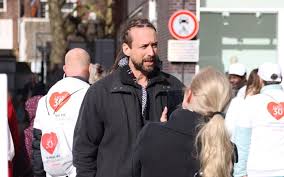 Willem engel is 10 jaar geleden uit de wetenschap vertrokken om zijn passie, dansleraar te volgen. Willem Engel Lijst30 Op Campagnetour In Leeuwarden Leeuwarder Courant