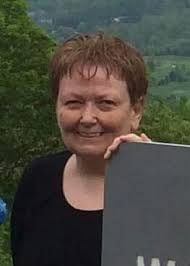 Hi everyone, I have a question. My aunt is named Patricia Ann Farmer and  she lived at 60 Reddick Road there in Asheville. My question is, she has  either moved or has