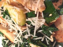 Want a cozy chicken stew that tastes like it's been braising all day, but takes just an hour to prepare? Healthy Lemon Chicken With Kale And Zucchini Recipe