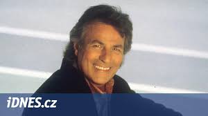 Zemřel Joe E. Tata, šéf Peach Pitu ze seriálu Beverly Hills 90210