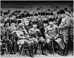 Hako Pako Adli Kullanicinin Ataturk Panosundaki Pin Unluler Resim Ayi