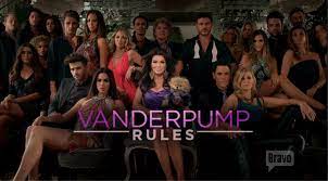 Joy to the world, pump season (aka the most wonderful time of year) is nigh! Vanderpump Rules Quiz A Kiss At Midnight Reviews