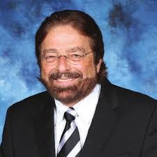 Dale Hamill's Instagram, Twitter & Facebook