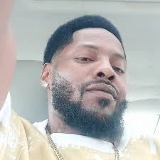 Darryl ScoopBundles Perry (@scoop_bundlez) • Instagram photos and videos