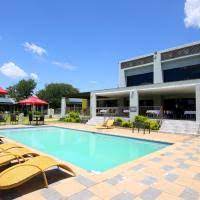 It was published in kodansha's seinen manga magazine evening from april 2013 to august 2018, with its chapters compiled into fourteen tankōbon volumes. Die 10 Besten Hotels In Kasane Botswana Ab 50