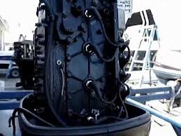 The primary voltage is not battery dependent, it is generated in the engine. 1997 Mercury 115 Hp 2 Stroke Outboard Boat Engine Motor Running Youtube
