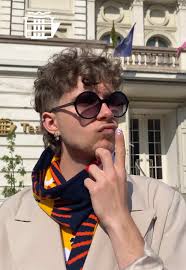 Zwyczaje teatralne w historycznych materiałach