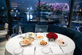 بمناسبة عيد الحب 2019 دليلكم الكامل إلى أجمل التجارب الرومانسية في الإمارات مجلة هي