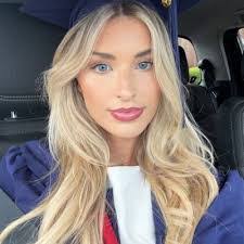 Brittany Witt's Instagram, Twitter & Facebook