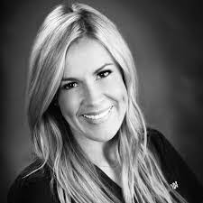 Janice Vinyard's Instagram, Twitter & Facebook