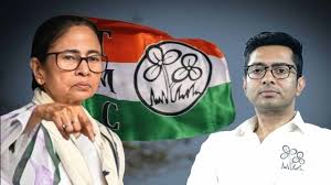 অভিষেক অনেক লড়াই করেছে, উঠে দাঁড়িয়ে ওকে সম্মান জানান! তৃণমূলের জয়ীদের নির্দেশ নেত্রী মমতার, দাঁড়ালেনও প্রবীণেরা