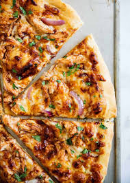 Easy Bbq Chicken Pizza Recipe I Heart Naptime Recipe Bbq Chicken Pizza Recipe Bbq Chicken Pizza Chicken Pizza Recipes