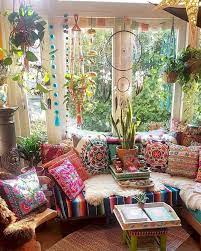 On homify, you'll find several design ideas for using wallpaper in bedrooms. Bohemian Style Modern Hippie Living Room Novocom Top
