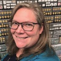 Cindy Redinger's Instagram, Twitter & Facebook