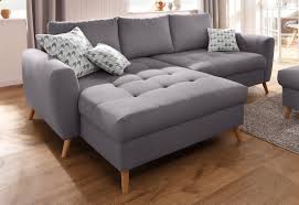 Ecksofa Jordsand Mit Feiner Steppung Und Vielen Losen Kissen In 2020 Corner Sofa Retro Sofa Sofa