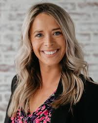 Corrine Fallon's Instagram, Twitter & Facebook