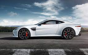 Wallpaper Aston Martin Vantage Kendaraan Mobil Putih Tampilan Samping 1920x1200 Rudrachl 1691927 Hd Wallpapers Wallhere