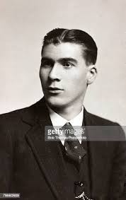 81 fotos e imágenes de alta resolución de Elisha Scott