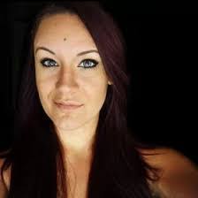 Amanda Pilarski's Instagram, Twitter & Facebook