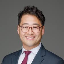 Daniel Aum (@DnlAum)