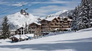 Tutoyez les sommets jusqu'à 3600 mètres d'altitude accessible à tous. Grandes Alpes Private Hotel 5 Star Luxury Ski Hotels Courchevel 1850 Oxford Ski