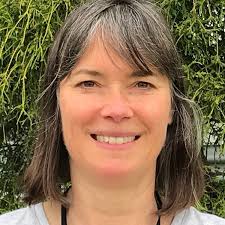 Meet Tracy Lawrence, CFIA virology technician