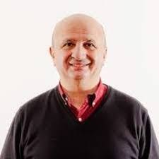 Ruben Maciel's Instagram, Twitter & Facebook