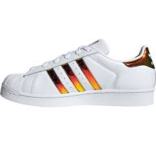 Stars lieben den adidas superstar. Adidas Originals Superstar W White Supplier Colour Fun Sport Vision