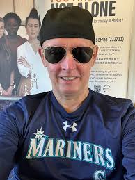 Hoping for a win today! Go Mariners!