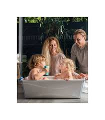 Designed to sit on the counter, on the floor or even in your actual tub, these plastic baby bathtubs give you a lot of flexibility on where bath time if you're looking for a large baby tub, one roomy enough to fit a 4 year old, then the stokke flexi bath foldable bathtub fits the bill. Stokke Flexi Bath X Large