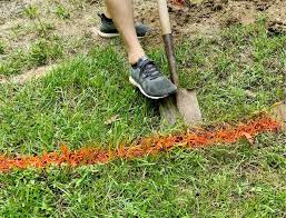 Flower bed edging can help keep your garden neat, and can keep lawn grass from invading. How To Edge A Flower Bed Like A Pro Plank And Pillow
