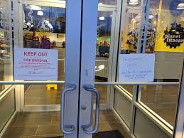 Planet fitness is a gym for people who wants to try working out in a gym environment, without the discomfort and the judgement. Planet Fitness In Bayshore Longisland