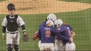 downtown columbia protests local business offers help