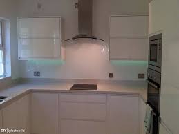 These gorgeous marble hexagon tiles work oh so perfectly with the white tones and bleached wooden features that characterise the scandi look. White Glass Splashbacks