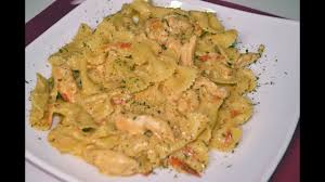 Set the chicken on a rack in the roasting pan or arrange a few celery ribs or carrot sticks. Best Chicken Farfalle Pasta Pasta Farfalle De Pollo Youtube