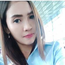 What is the diagnosis of the swollen hand?