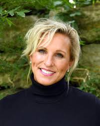 Lisa Fosnough (@lisafosnough) • Facebook