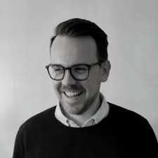 Daniel Amundsen's Instagram, Twitter & Facebook